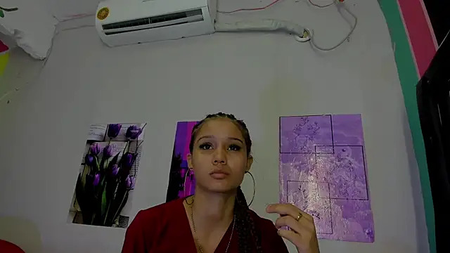 MarianaManzur online show from March 17, 1:18 pm
