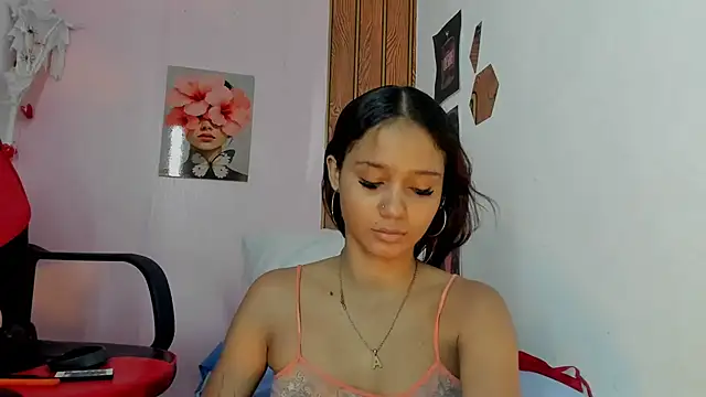 MarianaManzur online show from May 25, 5:11 pm