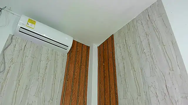 MarianaManzur online show from November 13, 7:40 pm