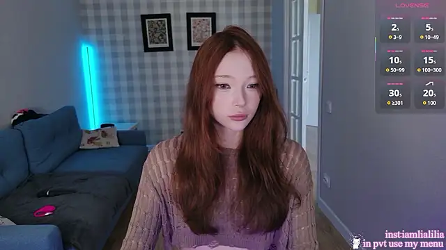 lialiliaa online show from July 29, 8:35 am