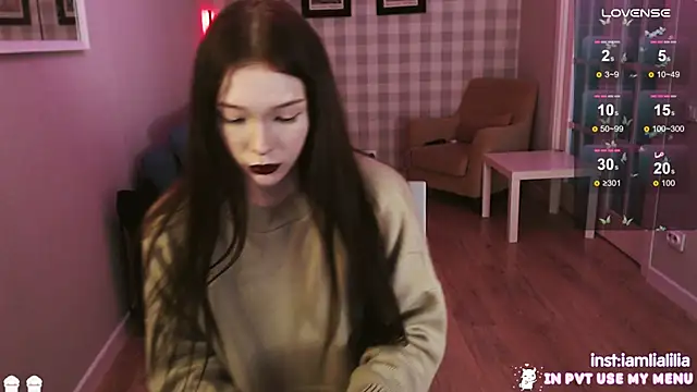 lialiliaa online show from January 22, 11:23 am