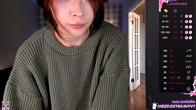 lialiliaa online show from January 8, 12:00 pm