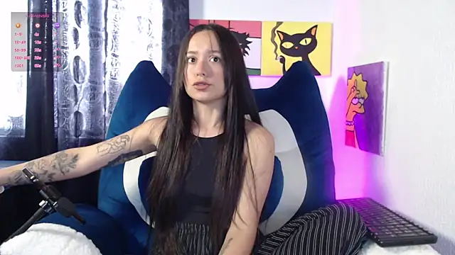 it l online show from March 3, 3:19 pm