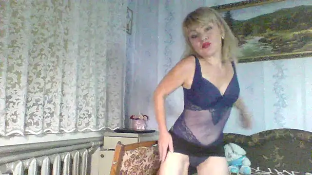 Annie Heart online show from September 19, 7:07 pm