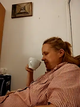 She-devilx online show from July 4, 11:42 pm