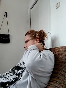 She-devilx online show from April 14, 12:21 pm