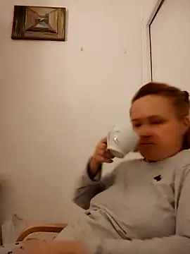 She-devilx online show from April 8, 10:33 pm