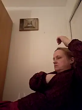 She-devilx online show from December 21, 10:40 pm