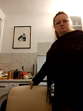 She-devilx online show from February 18, 11:01 pm