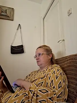 She-devilx online show from September 16, 7:59 pm