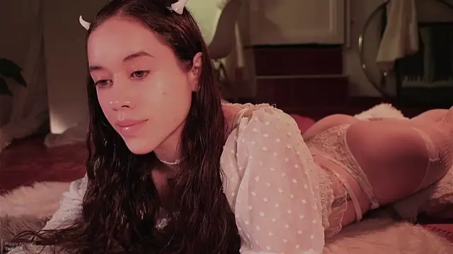  Avriles  online show from February 9, 1:14 am