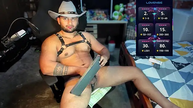 Snapshot of Imperion_king chatting on June 10, 12:23 am Imperion king online show from June 10, 12:23 am