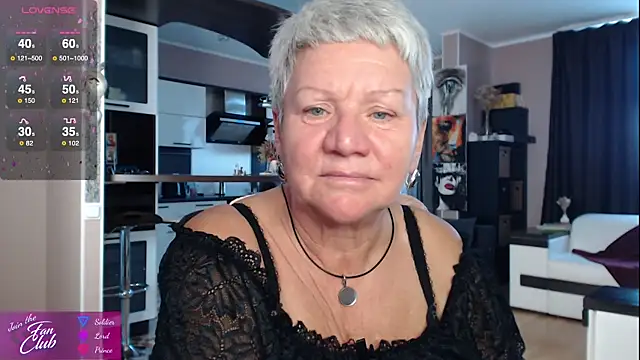 Snapshot of roxana_brooks chatting on September 25, 2:56 pm roxana brooks online show from September 25, 2:56 pm