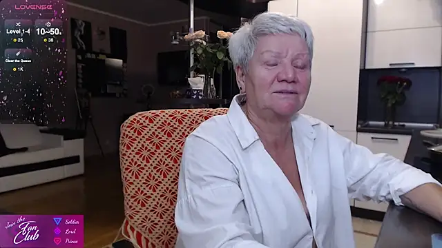 Snapshot of roxana_brooks chatting on October 5, 6:20 pm roxana brooks online show from October 5, 6:20 pm