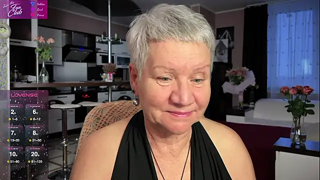 Snapshot of roxana_brooks chatting on February 22, 3:14 pm roxana brooks online show from February 22, 3:14 pm