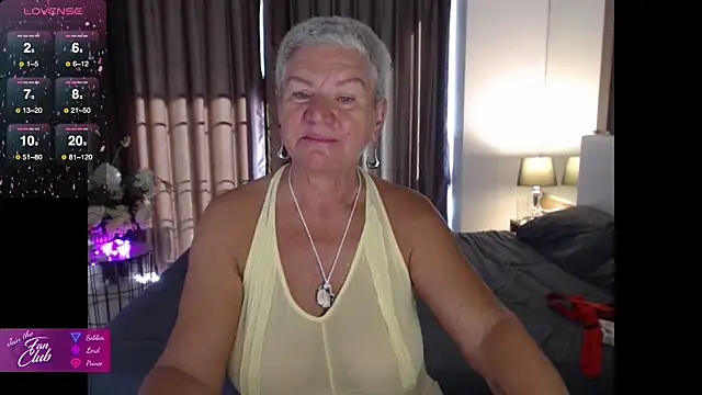 roxana brooks online show from January 10, 2:29 am