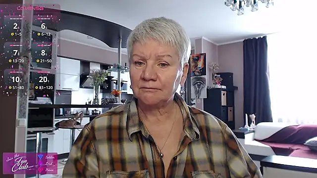 roxana brooks online show from March 25, 1:10 pm