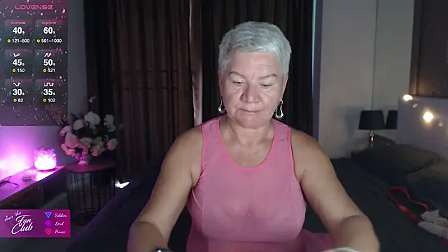 roxana brooks online show from January 13, 12:04 am