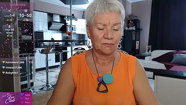 roxana brooks online show from June 18, 1:16 pm