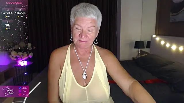 roxana brooks online show from January 10, 2:34 pm