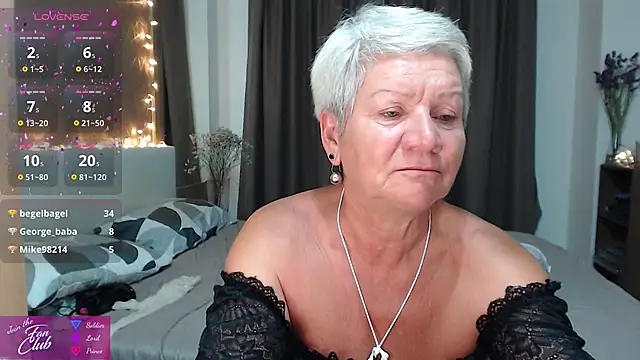 roxana brooks online show from May 5, 1:58 pm