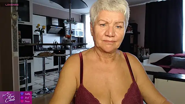 roxana brooks online show from July 2, 10:32 am