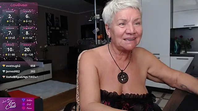 roxana brooks online show from July 19, 6:59 pm