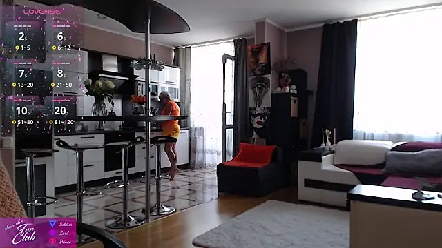roxana brooks online show from July 25, 2:23 pm