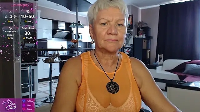 roxana brooks online show from June 19, 2:45 pm