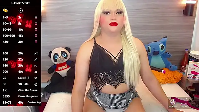 Snapshot of natashaislerxxx chatting on October 2, 6:06 am natashaislerxxx online show from October 2, 6:06 am