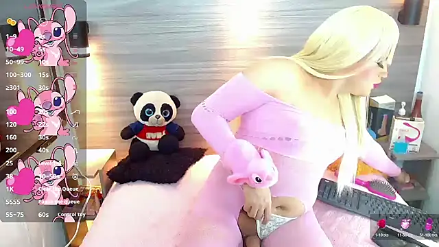 Snapshot of natashaislerxxx chatting on November 10, 5:45 am natashaislerxxx online show from November 10, 5:45 am