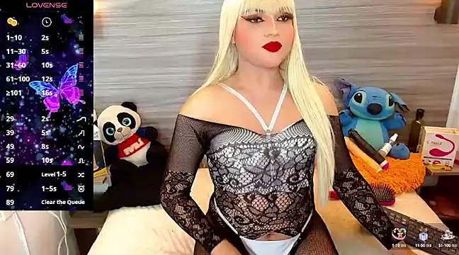 Snapshot of natashaislerxxx chatting on March 16, 9:05 am natashaislerxxx online show from March 16, 9:05 am