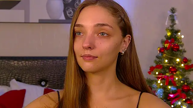 VirginieCruz online show from December 23, 5:40 am