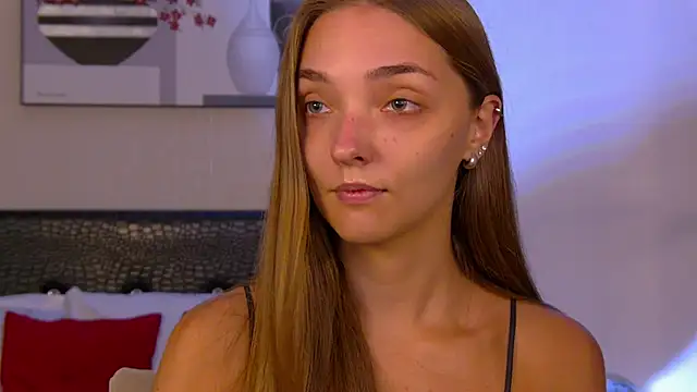 VirginieCruz online show from January 15, 5:22 am