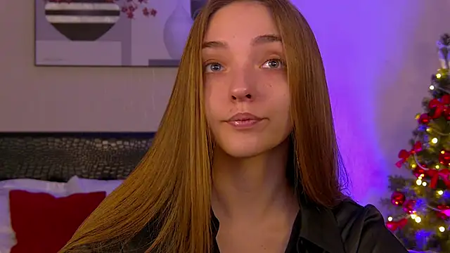 VirginieCruz online show from December 5, 5:28 am