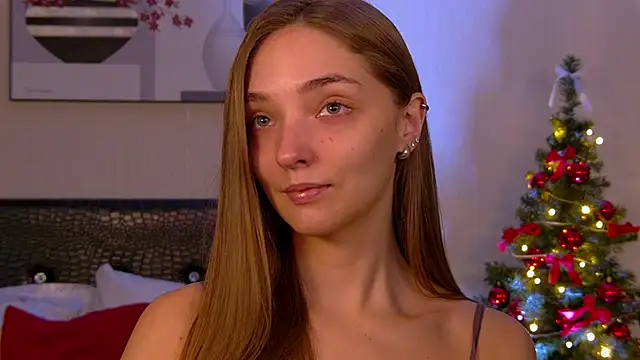 VirginieCruz online show from December 22, 5:18 am