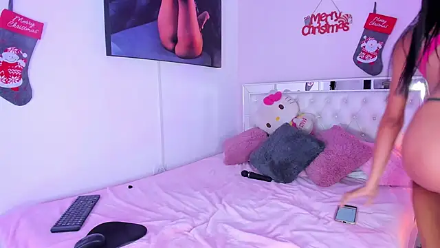 Snapshot of Candace_Hill1 chatting on December 20, 10:43 pm Candace Hill1 online show from December 20, 10:43 pm