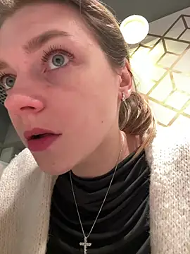 ValenciaShock online show from February 7, 6:43 am