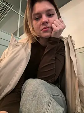 ValenciaShock online show from March 21, 6:47 am