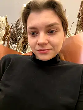 ValenciaShock online show from December 5, 6:45 am