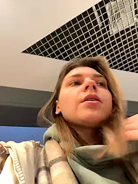 ValenciaShock online show from October 25, 6:45 am