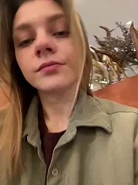 ValenciaShock online show from February 4, 6:52 am