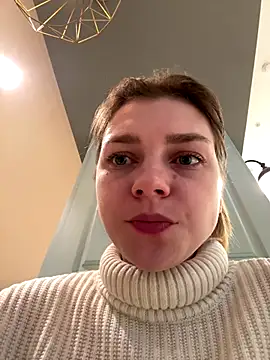 ValenciaShock online show from November 14, 6:50 am