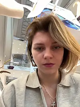 ValenciaShock online show from March 12, 6:39 am