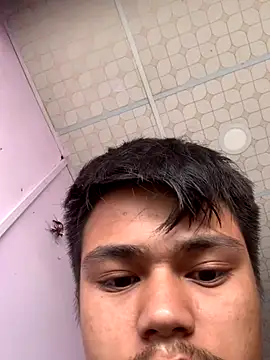 Snapshot of Hullax chatting on October 26, 1:50 am Hullax online show from October 26, 1:50 am