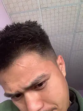 Hullax online show from February 17, 2:31 am