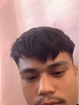 Snapshot of Hullax chatting on November 6, 4:16 am Hullax online show from November 6, 4:16 am