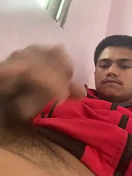 Hullax online show from February 8, 3:04 am