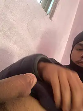 Hullax online show from January 16, 3:43 am