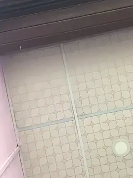 Hullax online show from March 1, 2:55 am